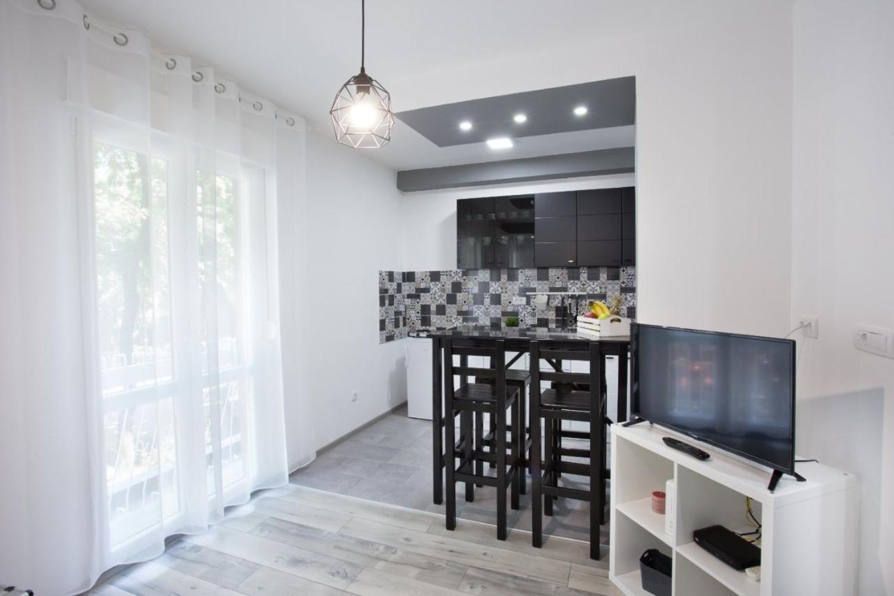 Apartman Petres Сомбор Екстер'єр фото