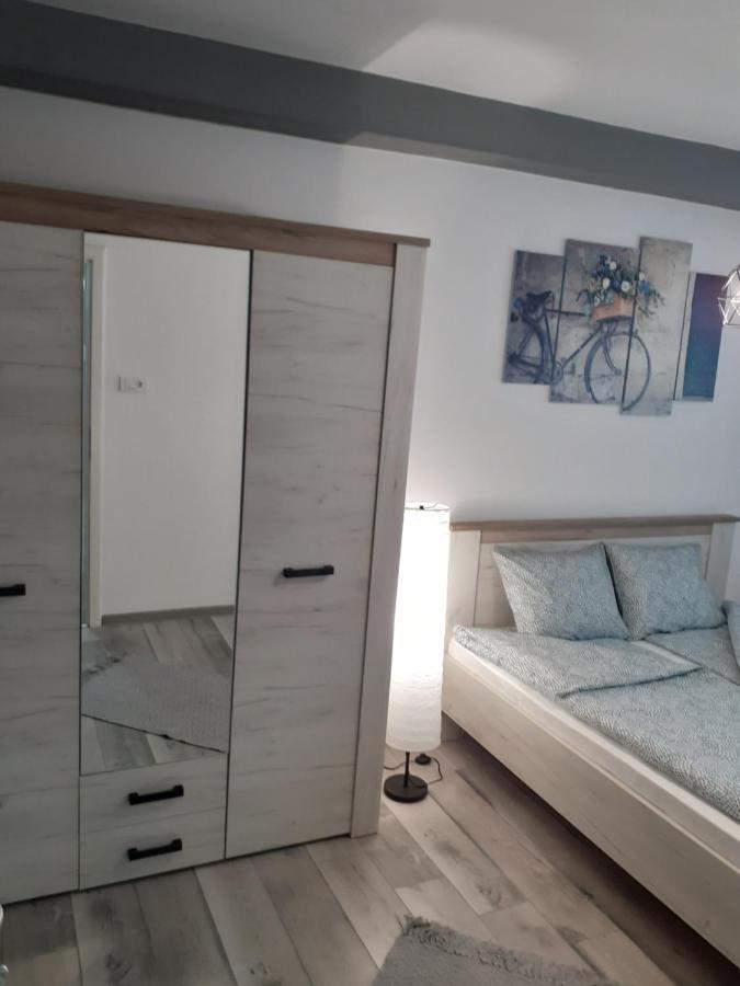Apartman Petres Сомбор Екстер'єр фото