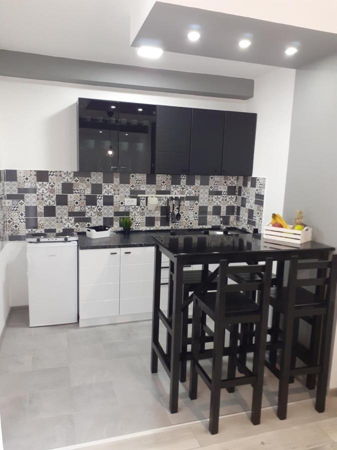 Apartman Petres Сомбор Екстер'єр фото