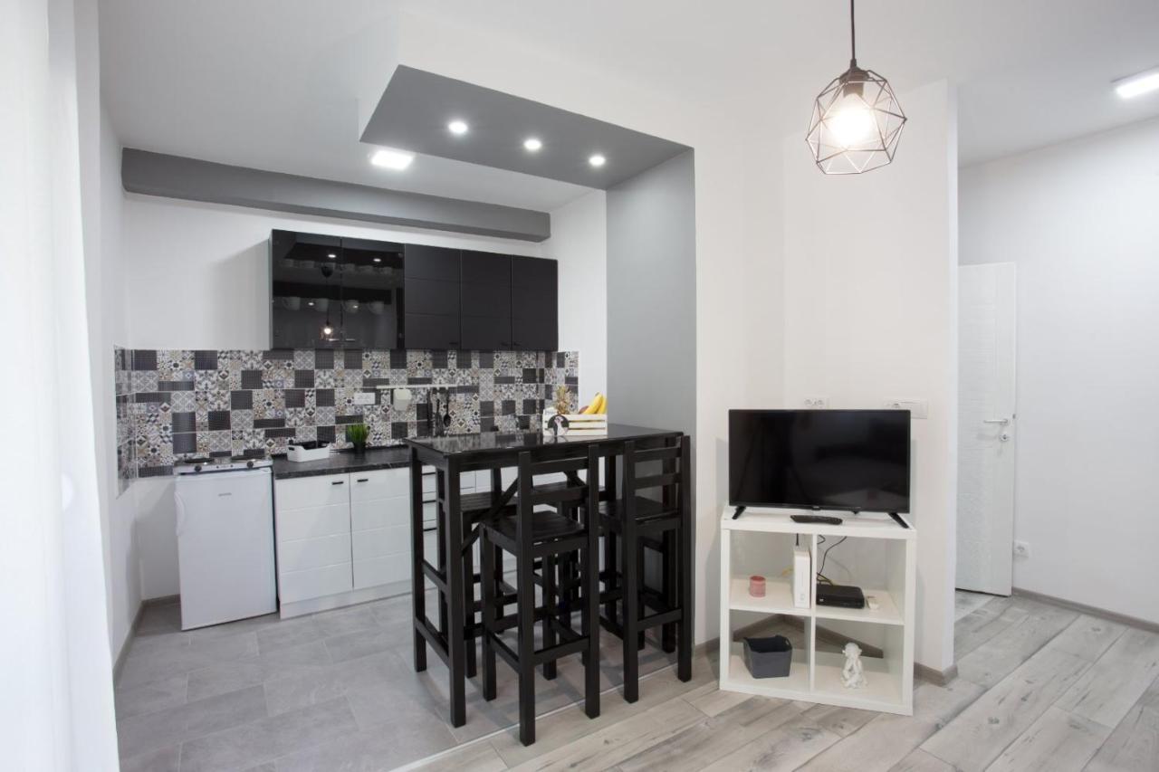 Apartman Petres Сомбор Екстер'єр фото