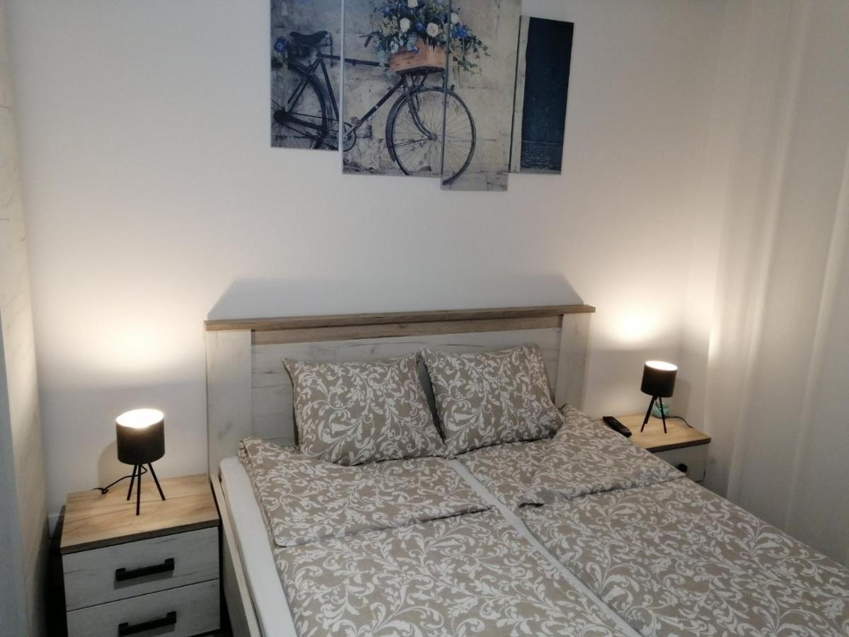Apartman Petres Сомбор Екстер'єр фото