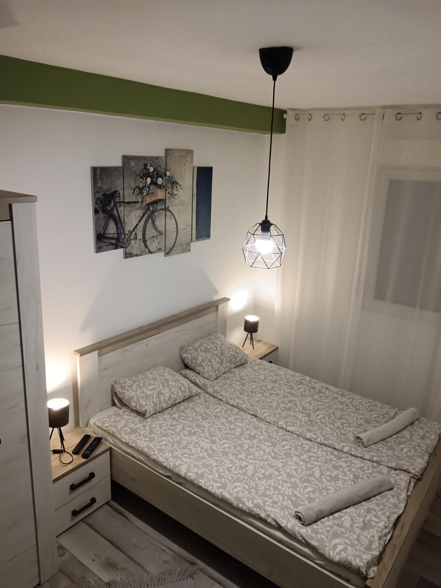 Apartman Petres Сомбор Екстер'єр фото